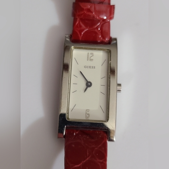 Red Guess leather crocodile watch genuine leather euc - Picture 4 of 14
